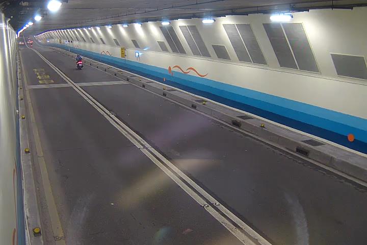 台北市道路  099-復北隧道南向0K+830M 距離1.2公里 氣溫28.8度