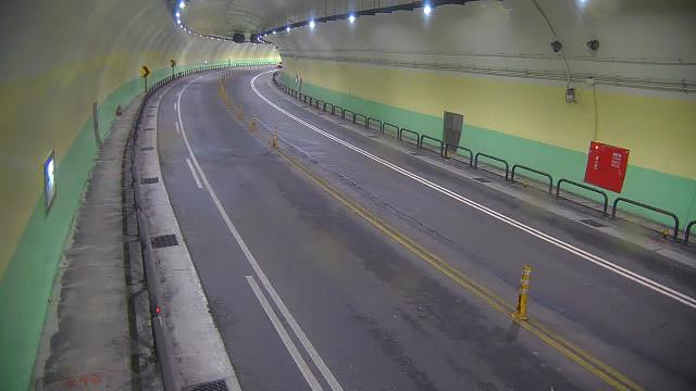 台北市道路  107-東湖隧道北向1K+500M 1.9 公里 氣溫24.5度