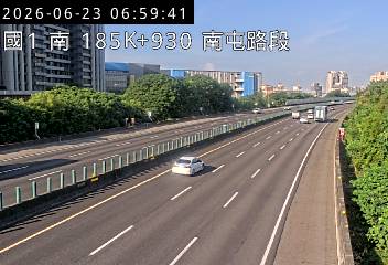 國道一號 185K+930 南屯路段即時影像