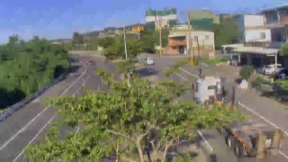 台1線 114K+010 後龍鎮-十班坑=龍昌加油站南側(順樁)即時影像