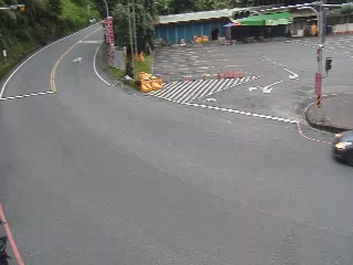 台18線 34K+300 嘉義縣番路鄉觸口龍隱寺(全家超商) 西向路側即時影像