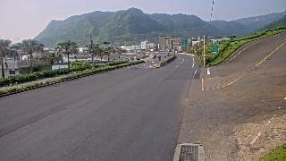 台2線 33K+000 新北市石門區草里村草埔尾5號(北海球場)前號誌路口即時影像