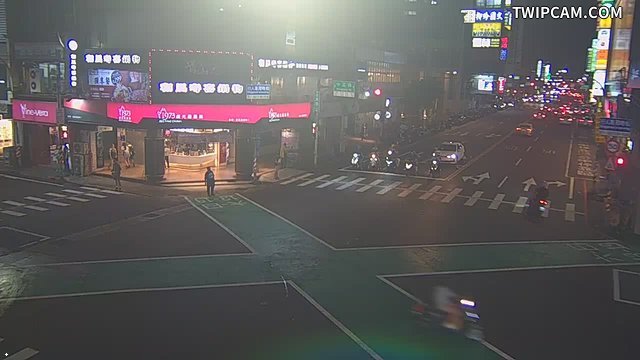 桃園市道路 中正路復興路口(新物語書坊前號誌桿)即時影像