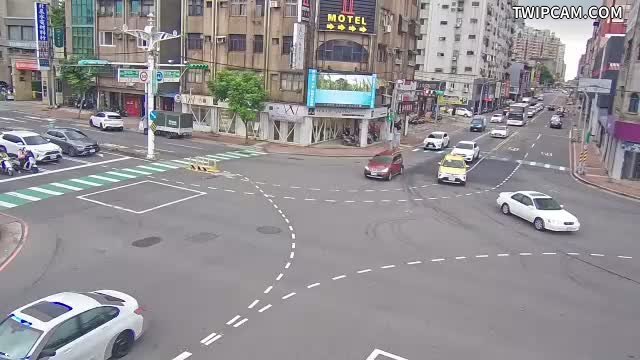 桃園市道路 莊敬路經國路口(小廟旁號誌桿)即時影像