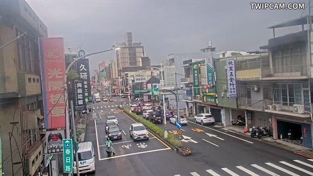桃園市道路 莊敬路春日路口(T字路口,加油站斜對面號誌桿)即時影像