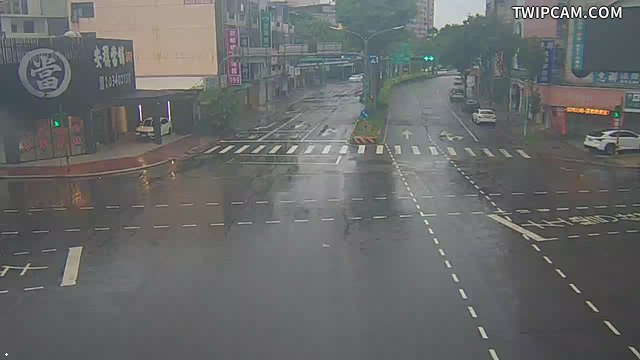 桃園市道路 環南路延平路口(延平北向路口前分隔島號誌桿)即時影像