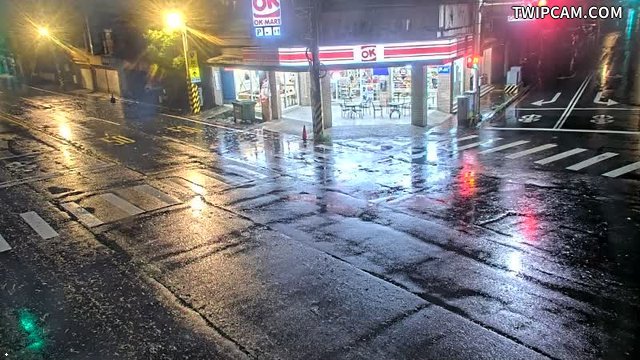桃園市道路 信義路中華路口(T路口號誌桿)即時影像
