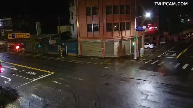 桃園市道路 復興路中華路口(中華路廣告企業設對面號誌桿)即時影像