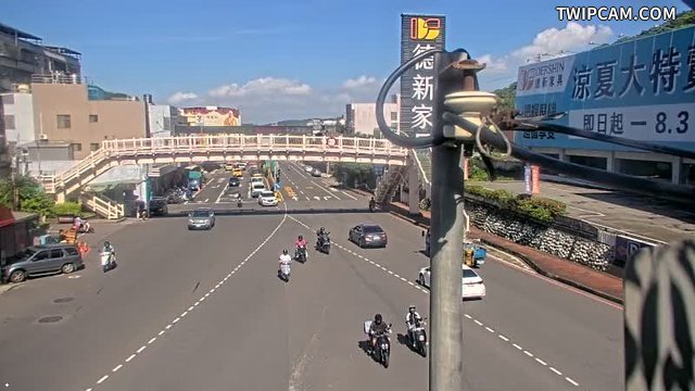 桃園市道路 萬壽路二段與東萬壽路口(時代傢俱對面分隔島號誌桿)即時影像