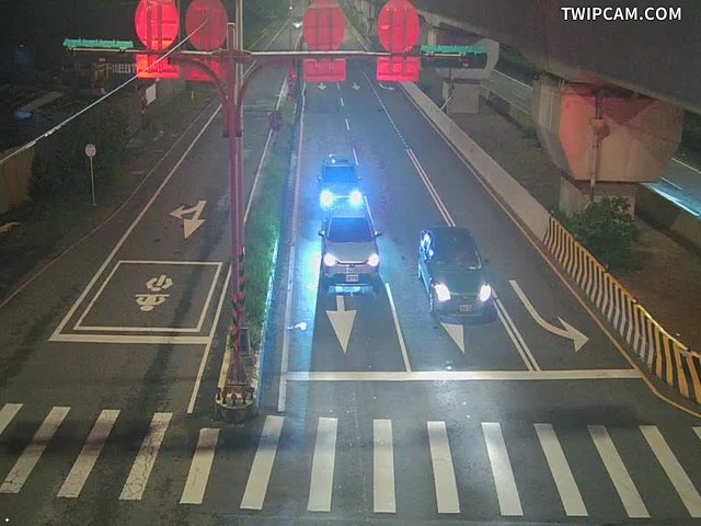 桃園市道路 高鐵南路五段與福達路一段路口即時影像