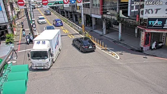 桃園市道路 中山東路中北路口即時影像