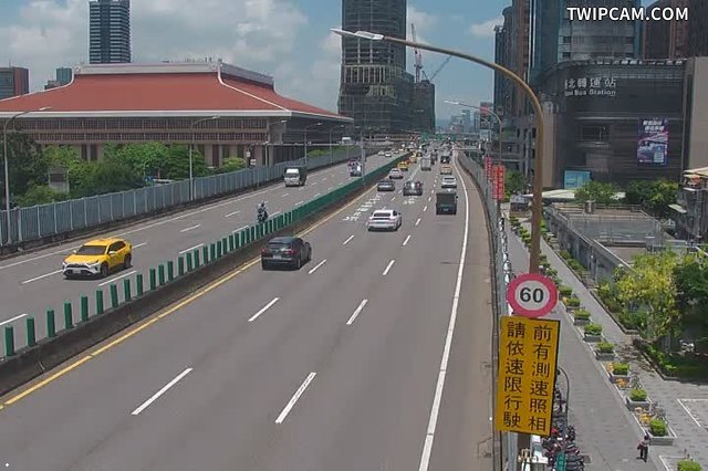 台北市道路 市民快中山即時影像