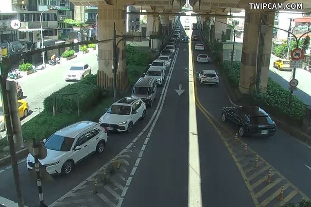 台北市道路 市民快光復匝道即時影像