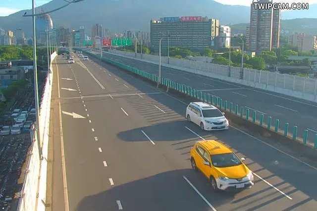 台北市道路 洲美快大業路匝道即時影像