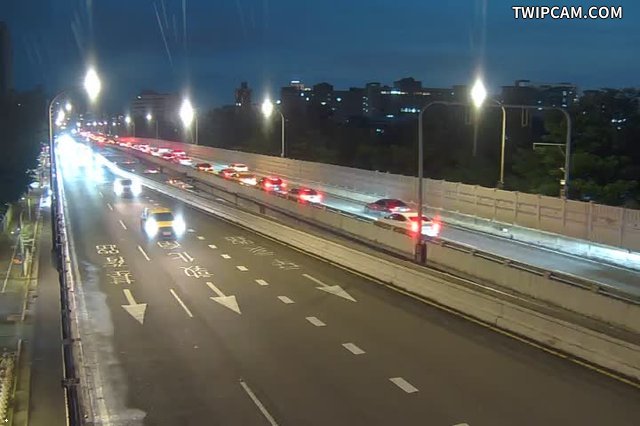 台北市道路 基隆快辛亥出口匝道即時影像
