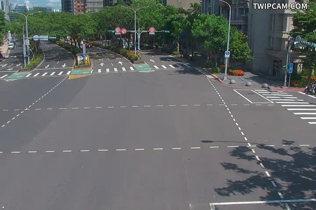 台北市道路 堤頂基湖(西南角)即時影像