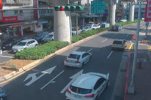 台北市道路 康寧東湖即時影像
