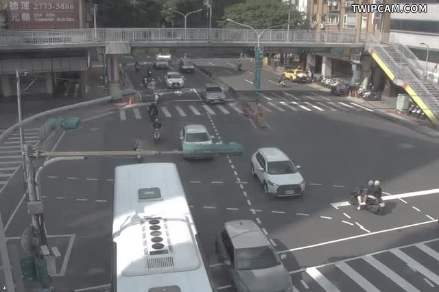 台北市道路 基隆光復即時影像