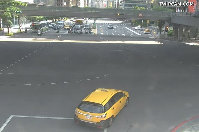 台北市道路 市民承德(南側)即時影像