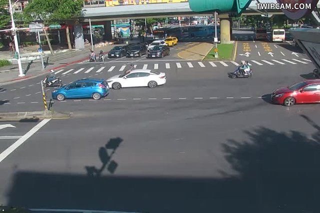 台北市道路 劍潭路-中山北路口即時影像