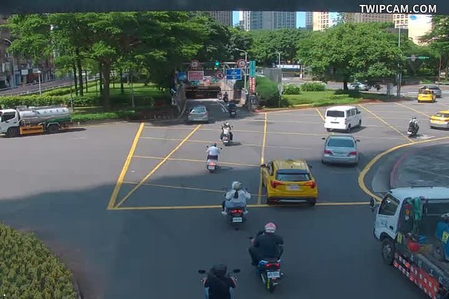 台北市道路 基隆松壽限高器即時影像