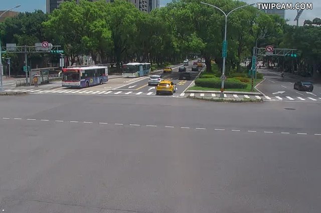 台北市道路 敦化-八德即時影像