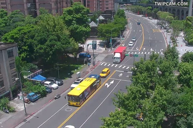 台北市道路 南港路2段59號(東北角)即時影像