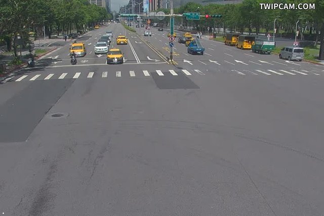 台北市道路 忠孝東路-逸仙路即時影像