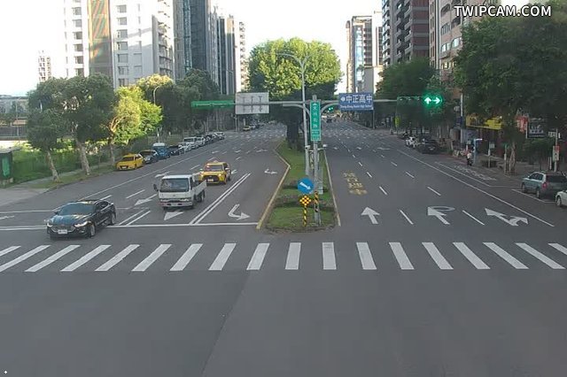 台北市道路 文林北路(75巷)94巷口即時影像
