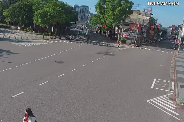 台北市道路 中山北路6段-忠誠路1段即時影像