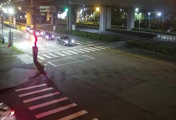 台中市道路 環中路東側/五權西路(車流往市政路),East side of Huanzhong Rd./Wuquan W. Rd. (traffic to Shizheng Rd.)即時影像