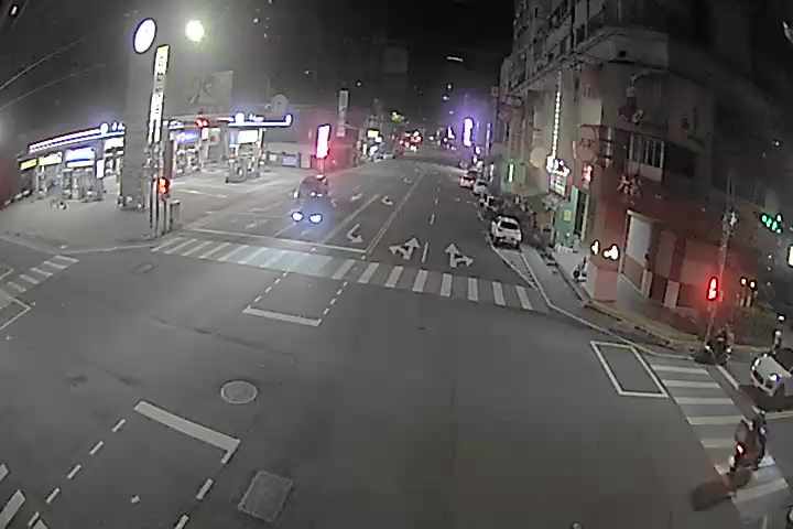 台中市道路 河南路二段與西屯路二段(右側車流往台灣大道) Henan Rd/Xitun Rd  (Right side Traffic flow to Taiwan Blvd)即時影像