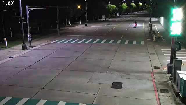台中市道路 中科路/中央公園遊客中心(右側車流往環中路)Zhongke Rd./Taichung Central Park (Right side Traffic flow to Huanzhong Rd. )即時影像