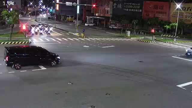 台中市道路 忠明路/中清路(右側車流往崇德路) Zhongming Rd. / Zhongqing Rd.(Right side Traffic flow to Chongde Rd.)即時影像