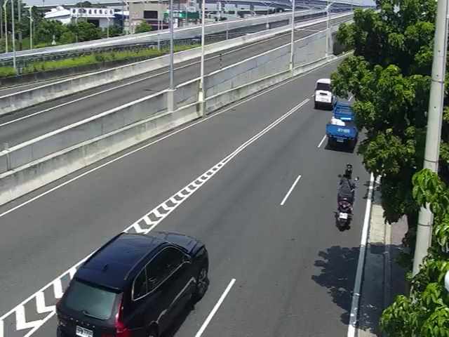 台中市道路 環中路/中清路180巷(車流往崇德路)Huanzhong Rd/Zhongqing Rd Ln. 180 (Traffic flow to Chongde Rd)即時影像