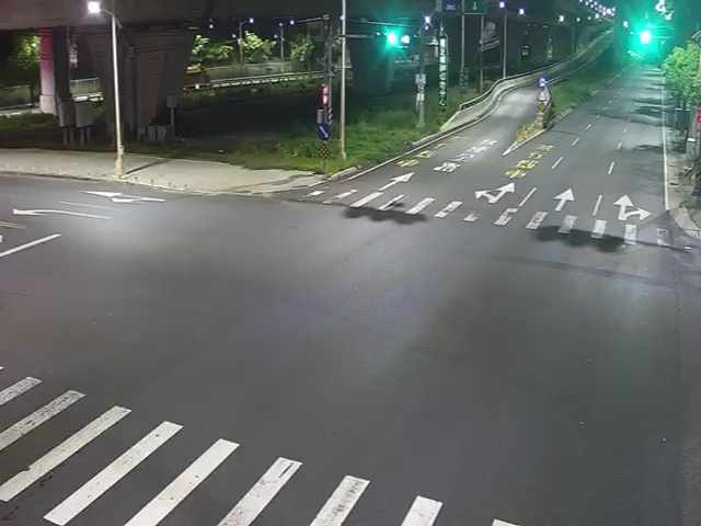 台中市道路 環中路/同榮東路(車流往崇德路)Huanzhong Rd/Tongrong E.Rd (Traffic flow to Chongde Rd)即時影像