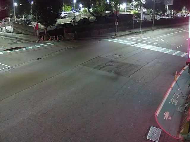 台中市道路 經補路/東山路(右側車流往祥順路),Jingbu Rd /Dongshan Rd (Right side Traffic flow to Xiangshun Rd)即時影像
