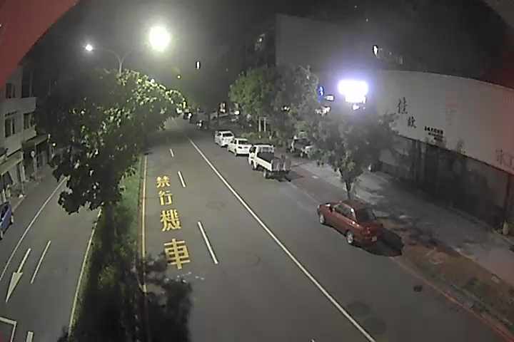 台中市道路 松竹路/松竹二路(右側車流往環中東路 )Songzhu Rd./Songzhu 2nd Rd.(Right side Traffic flow to  Huanzhong E.Rd.)即時影像
