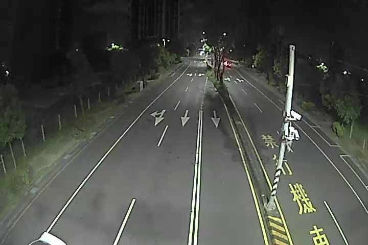 台中市道路 松竹路/環中路(右側車流往崇德路) Songzhu Rd./Huanzhong Rd. (Right side Traffic flow to Chongde Rd.)即時影像