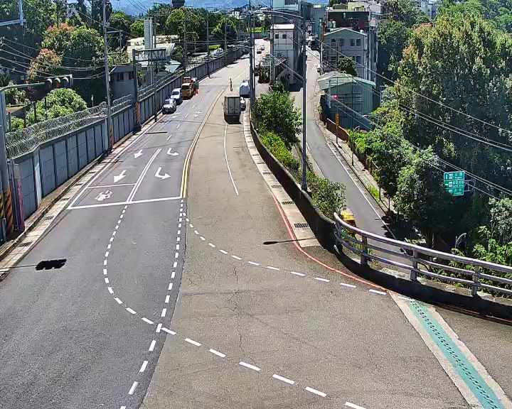 台中市道路 新社區東山路與中興嶺街一段 Dongshan Rd./Sec. 1, Zhongxingling St.即時影像