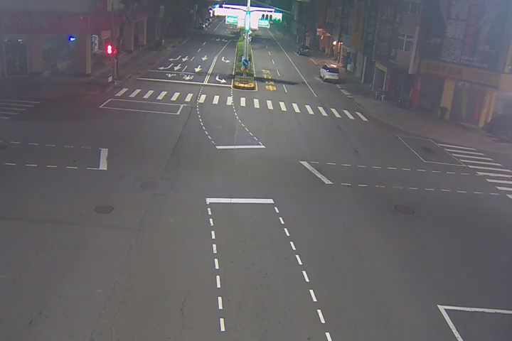 台中市道路 中清路/敦化路(右側車流往文心路),Zhongqing Rd./Dunhua Rd. (Right side Traffic flow to Wenxin Rd.)即時影像