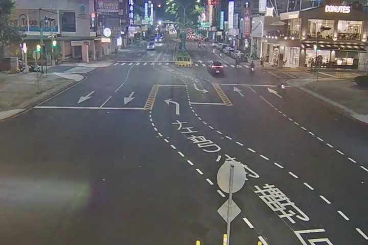 台中市道路 崇德路/太原路(右側車流往文心路) Chongde Rd./Taiyuan Rd.(Right side Traffic flow to Wenxin Rd.)即時影像