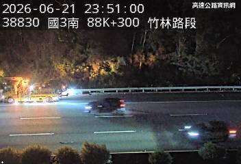 2026-06-21 23:45:00 國道3號北向88.3km=>88.3km 故障車 附近歷史影像-1