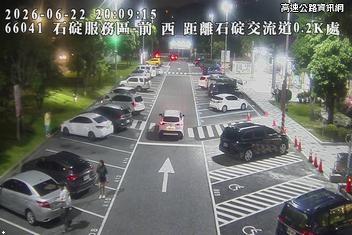 2026-06-22 20:15:00 國道5號南向4.5km=>4.5km 故障車 附近歷史影像-3