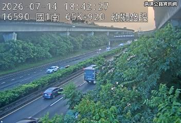 2026-07-14 18:37:00 國道1號南向67.1km=>67.1km 事故 附近歷史影像-6