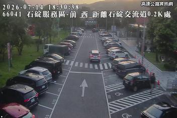 2026-07-14 18:28:00 國道5號北向4km=>4km 事故 附近歷史影像-2