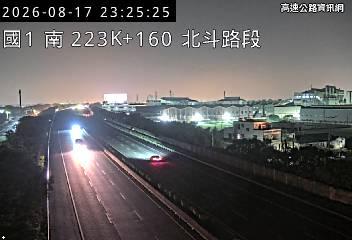 2026-08-17 23:21:00 國道1號北向225.7km=>225.7km 故障車 附近歷史影像-5