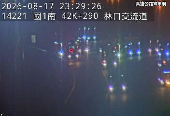 2026-08-17 23:25:00 國道1號北向43.2km=>43.2km 事故 附近歷史影像-4