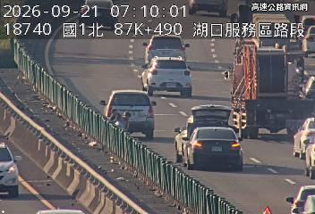 2026-09-21 07:04:00 國道1號南向88km=>88km 事故 附近歷史影像-1
