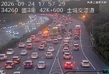 2026-09-24 17:53:00 國道3號南向42.8km=>42.8km 故障車 附近歷史影像-2
